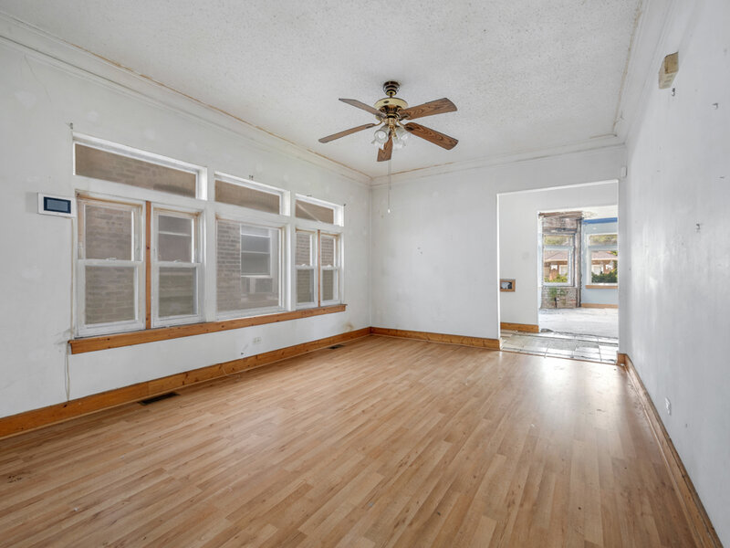 7927 S Ridgeland Avenue Chicago IL 60617