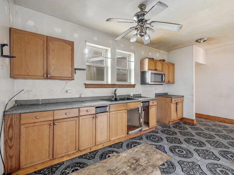 7927 S Ridgeland Avenue Chicago IL 60617