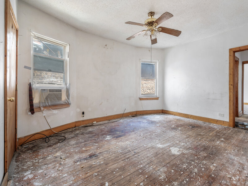 7927 S Ridgeland Avenue Chicago IL 60617