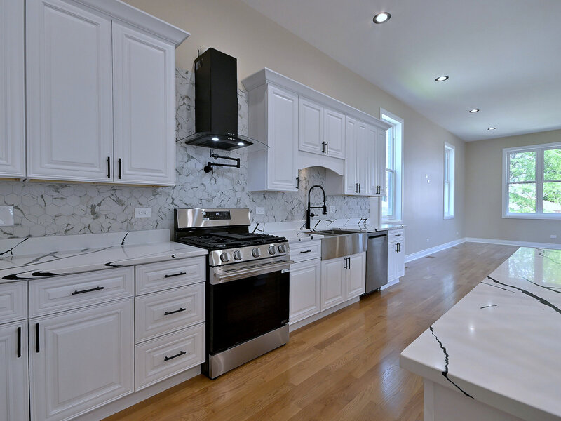 4859 W Hirsch Street Chicago IL 60651
