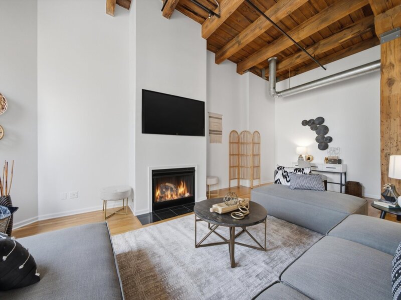 520 W Huron Street Chicago IL 60654