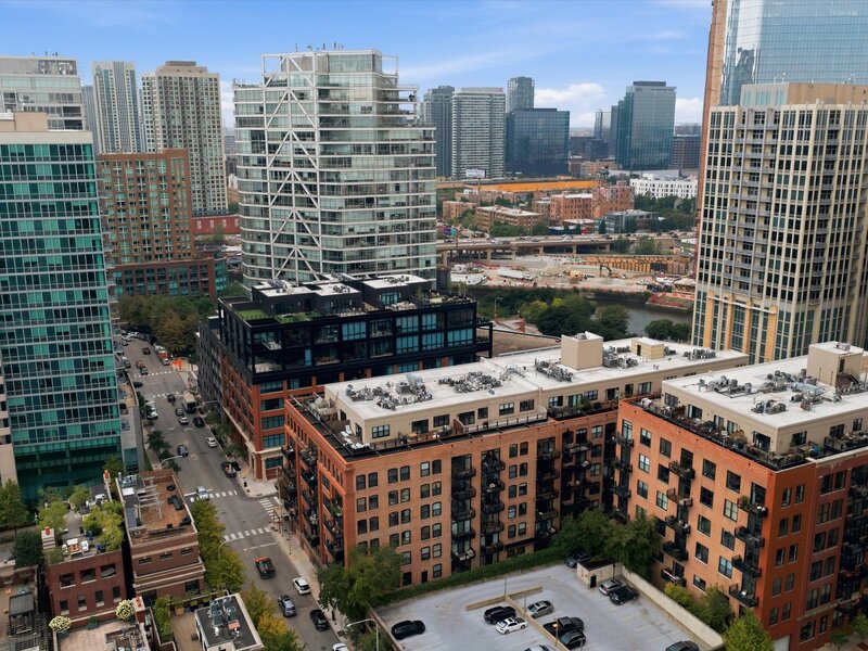520 W Huron Street Chicago IL 60654