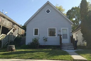Photo of 621 N Ash Street Waukegan IL 60085