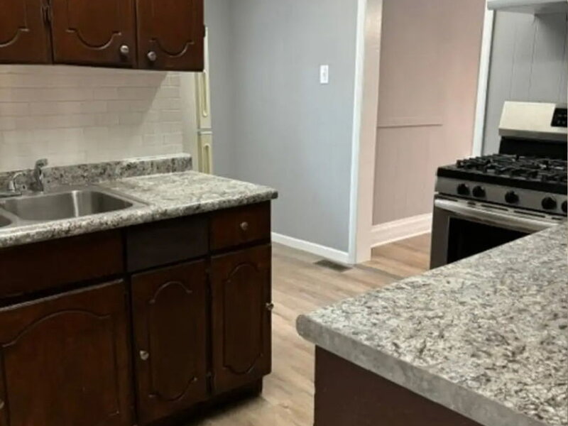 621 N Ash Street Waukegan IL 60085