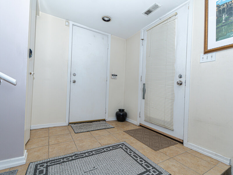 2723 N Bosworth Avenue Chicago IL 60614