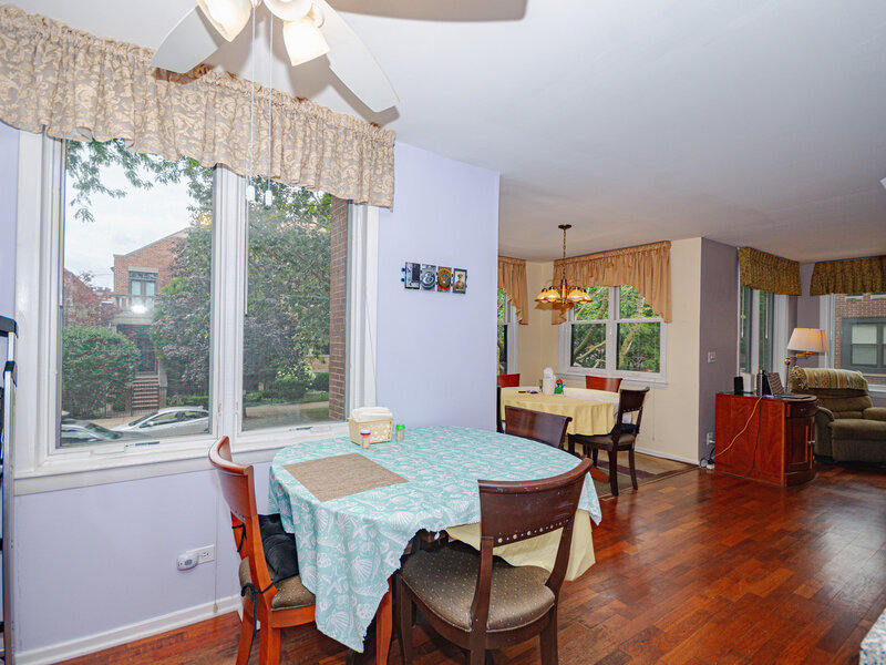 2723 N Bosworth Avenue Chicago IL 60614