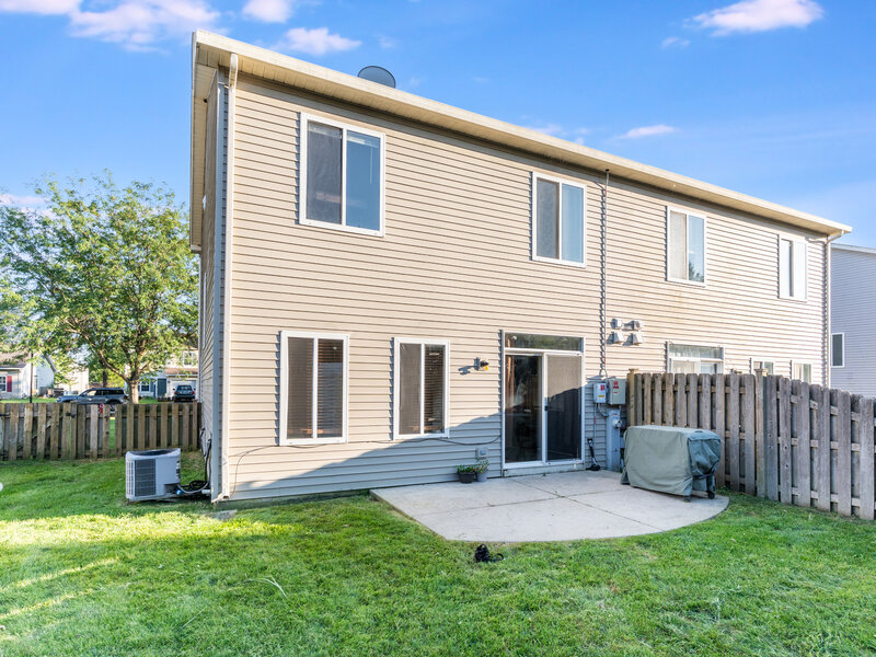 3217 Hoffman Street Plano IL 60545