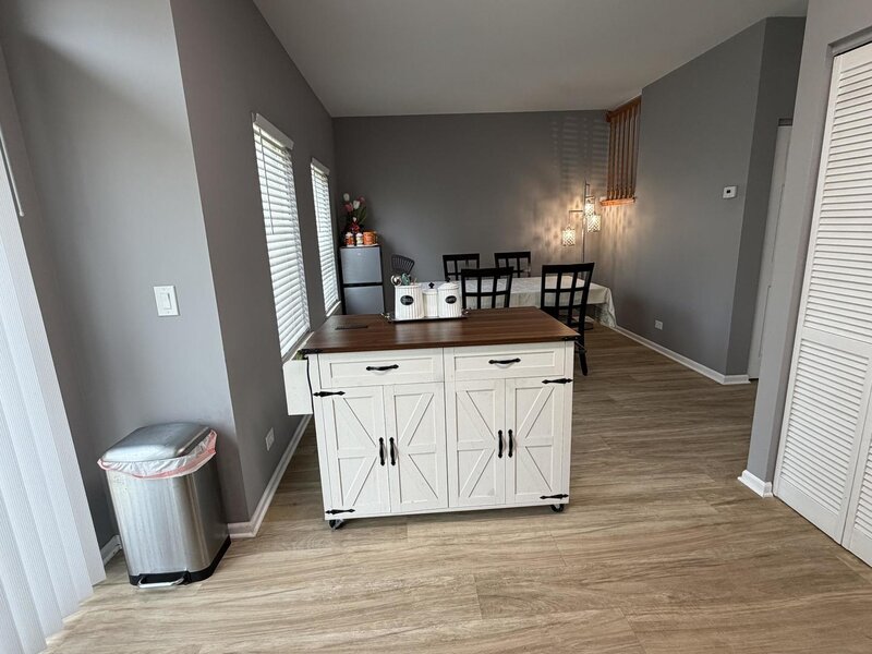 2703 Glenwood Court Naperville IL 60564