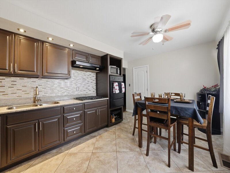 15577 Rose Drive South Holland IL 60473