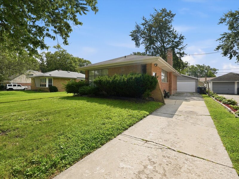 15577 Rose Drive South Holland IL 60473