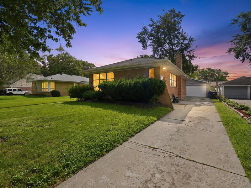 15577 Rose Drive South Holland IL 60473