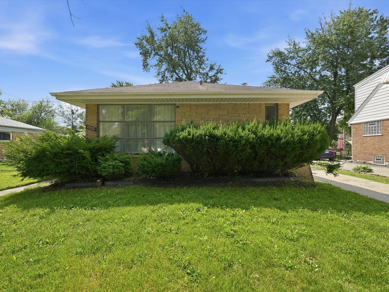 15577 Rose Drive South Holland IL 60473