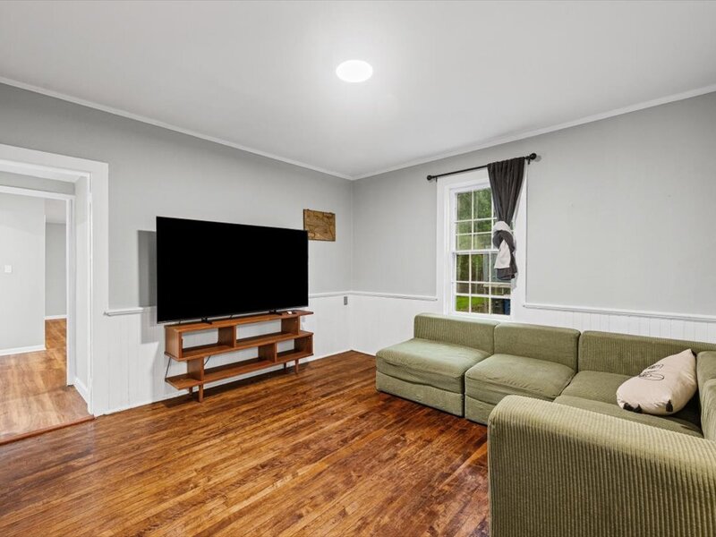 1235 Leon Place Evanston IL 60201