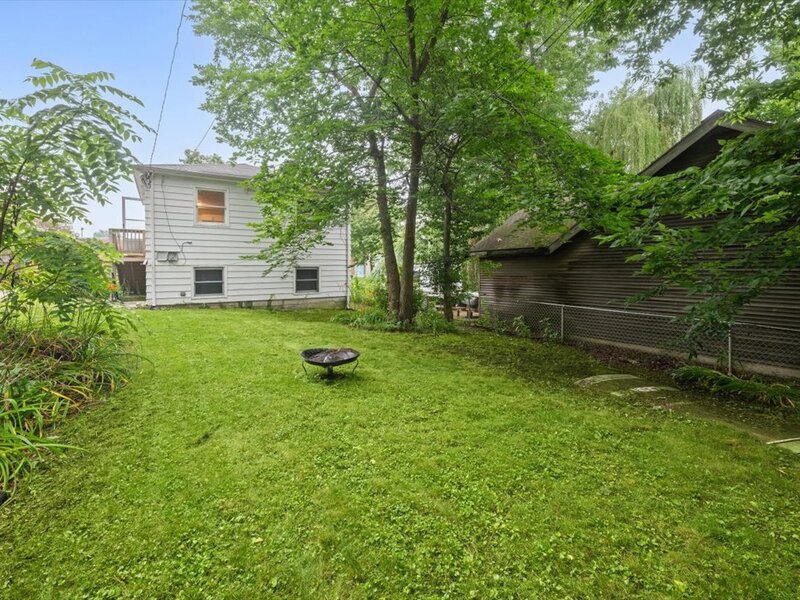 1235 Leon Place Evanston IL 60201