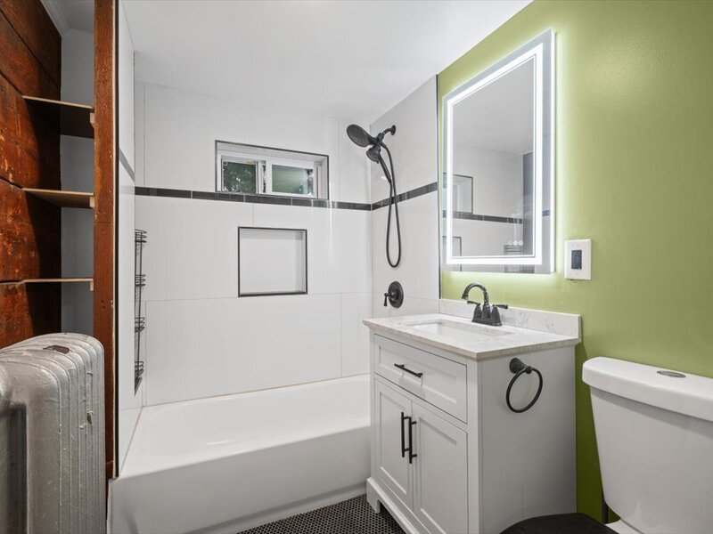 1235 Leon Place Evanston IL 60201