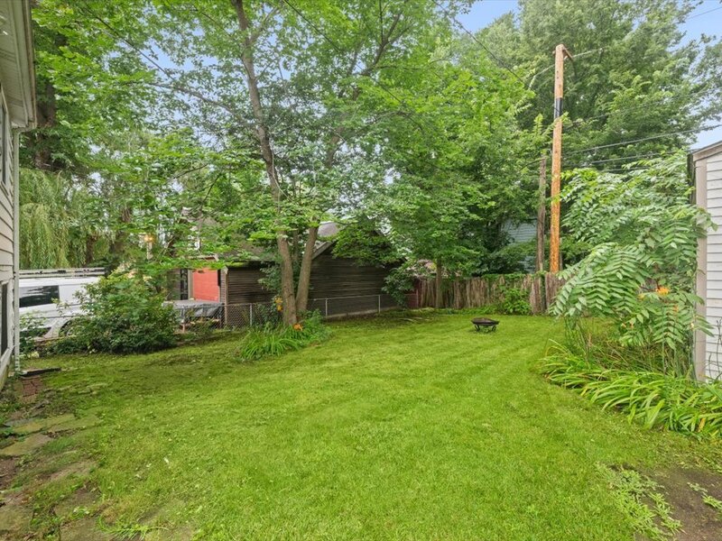 1235 Leon Place Evanston IL 60201