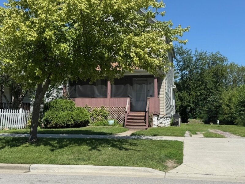 21 W 21st Street Chicago Heights IL 60411
