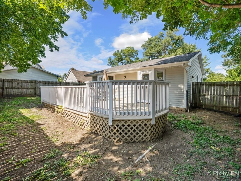 310 Lily Lane Lakemoor IL 60051