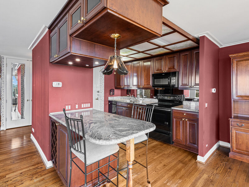 2500 N Lakeview Avenue Chicago IL 60614