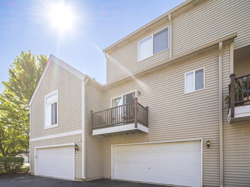 135 Enclave Circle Bolingbrook IL 60440