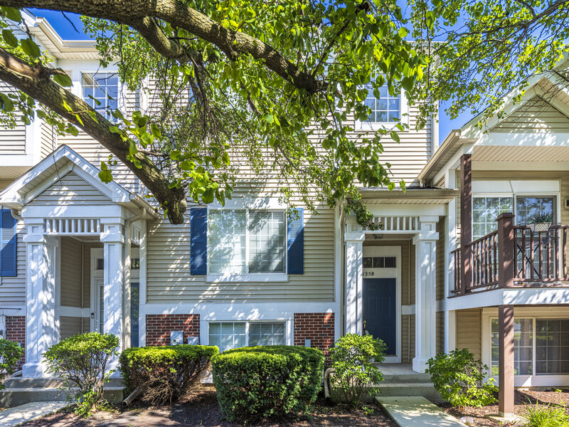 135 Enclave Circle Bolingbrook IL 60440