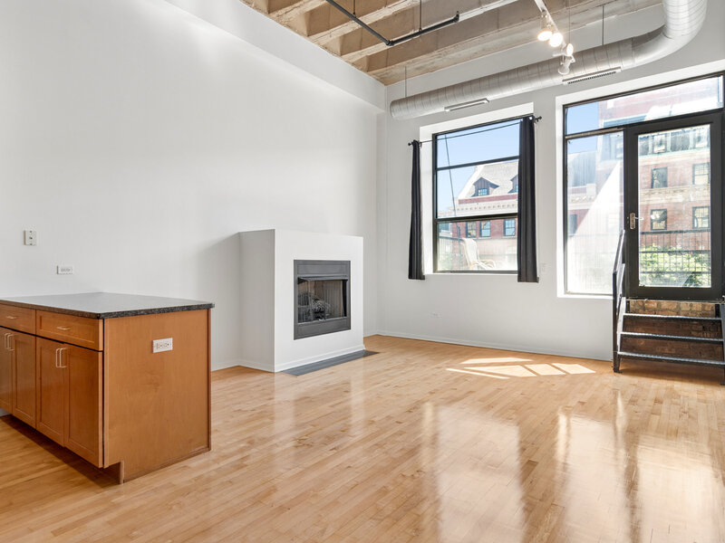 1645 W Ogden Avenue Chicago IL 60612