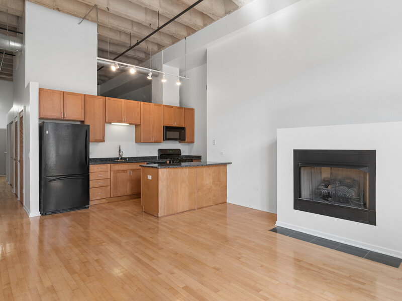 1645 W Ogden Avenue Chicago IL 60612