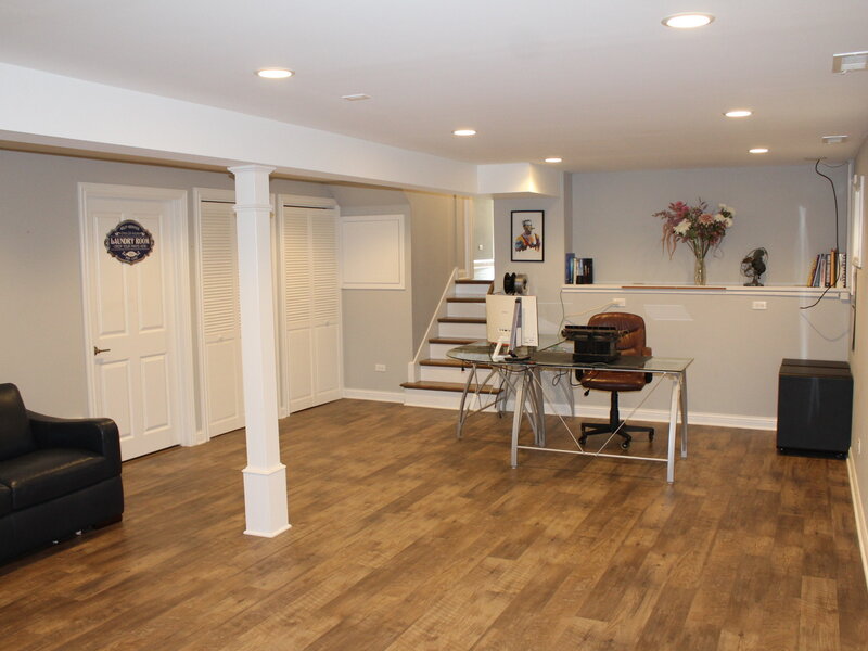8425 W Castle Island Avenue Chicago IL 60656