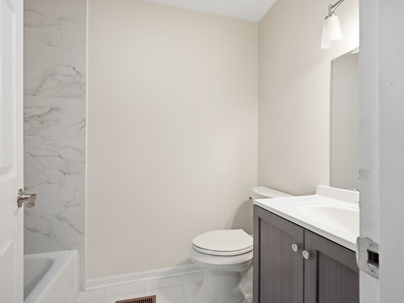 339 Farmington Lane Vernon Hills IL 60061