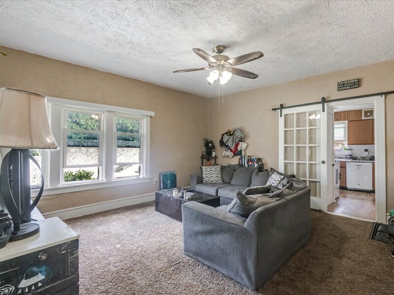 1107 E Washington Street Bloomington IL 61701