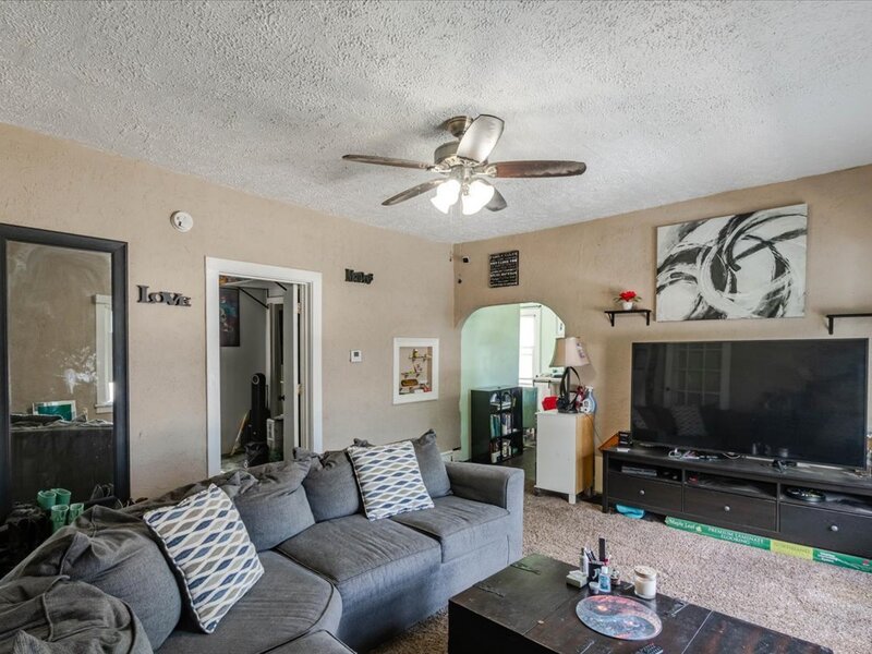 1107 E Washington Street Bloomington IL 61701