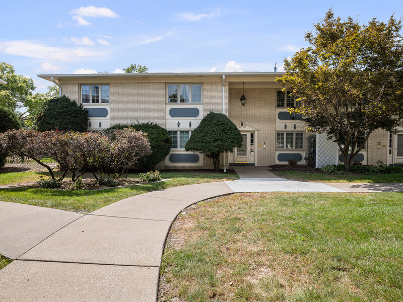 930 17th Street Moline IL 61265