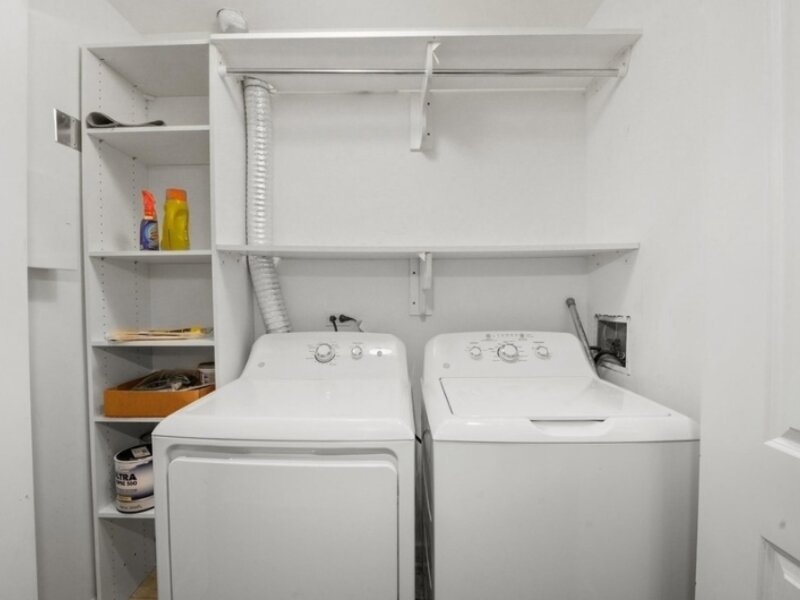 2239 N Lister Avenue Chicago IL 60614