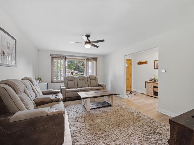 209 Murray Drive Wood Dale IL 60191