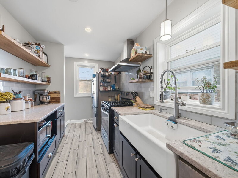 11831 S Artesian Avenue Chicago IL 60655