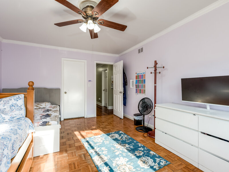 6126 N Francisco Avenue Chicago IL 60659