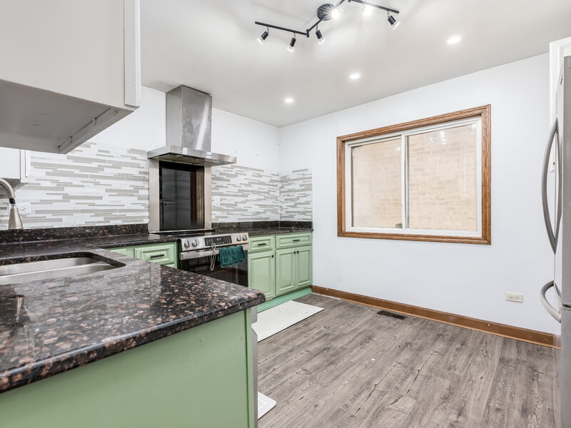 6126 N Francisco Avenue Chicago IL 60659