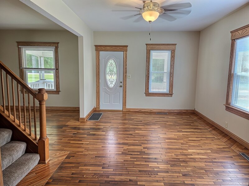 271 S Main Street Manteno IL 60950