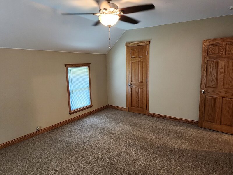 271 S Main Street Manteno IL 60950