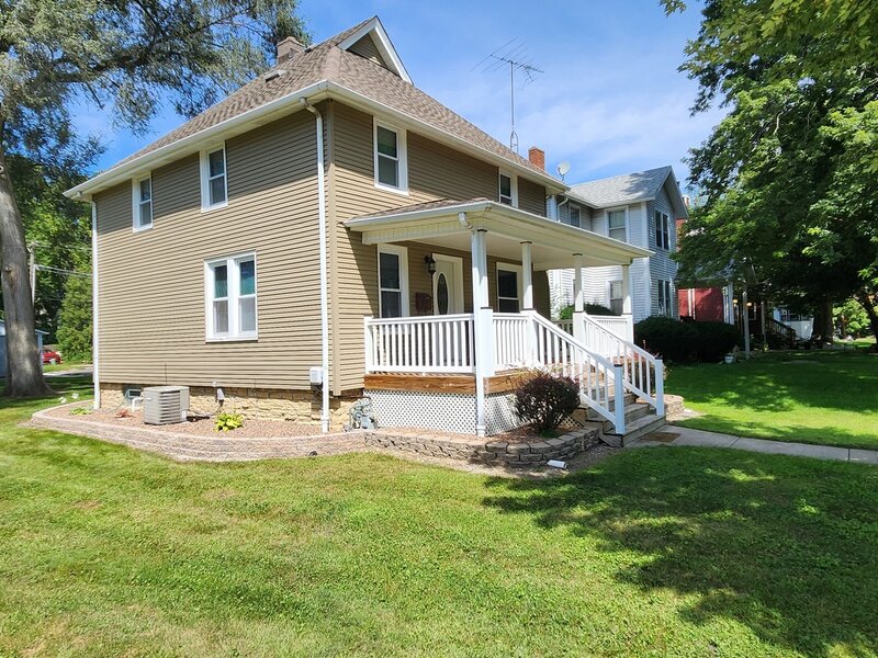 271 S Main Street Manteno IL 60950