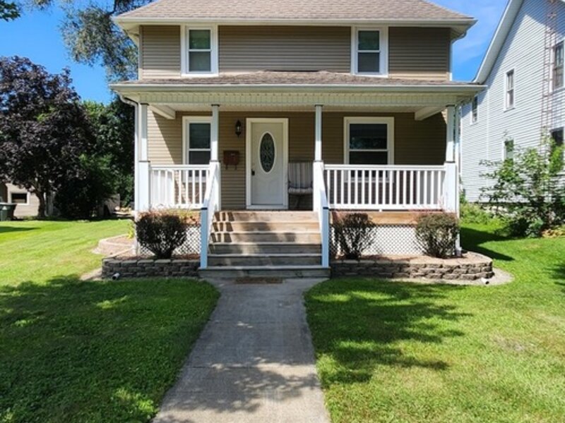 271 S Main Street Manteno IL 60950