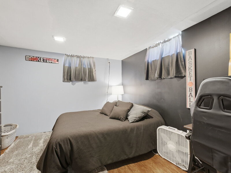 3446 Pleasant Drive Bettendorf IA 52722