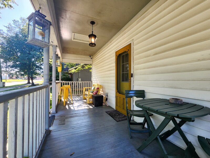 208 E Oak Street Carbondale IL 62901