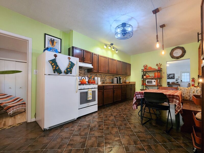 208 E Oak Street Carbondale IL 62901