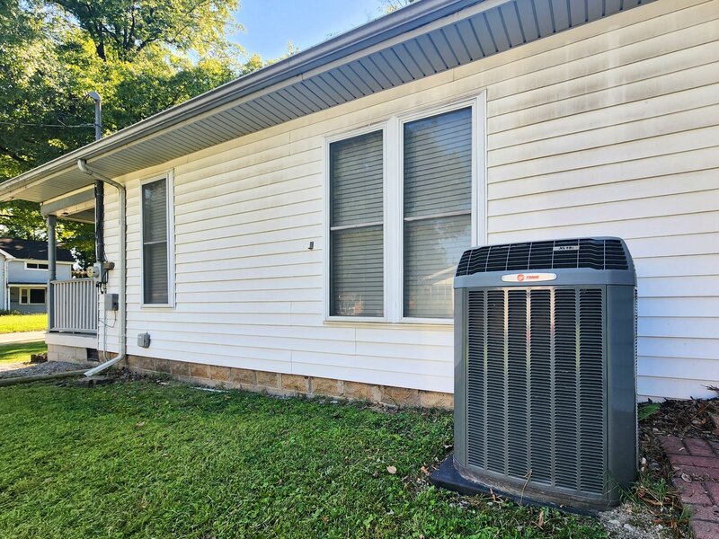 208 E Oak Street Carbondale IL 62901