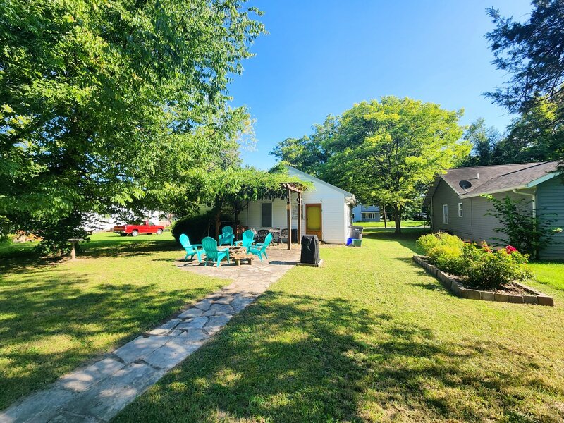 208 E Oak Street Carbondale IL 62901