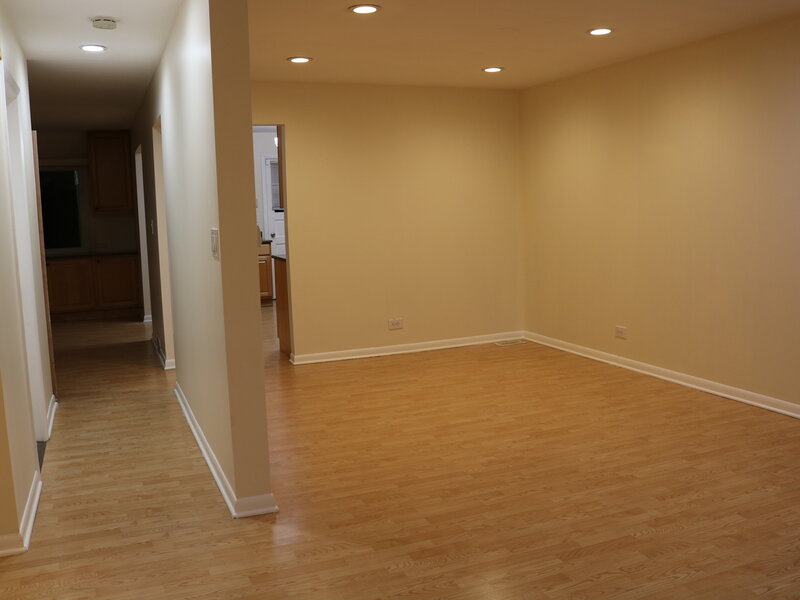 9259 Hamlin Avenue Des Plaines IL 60016