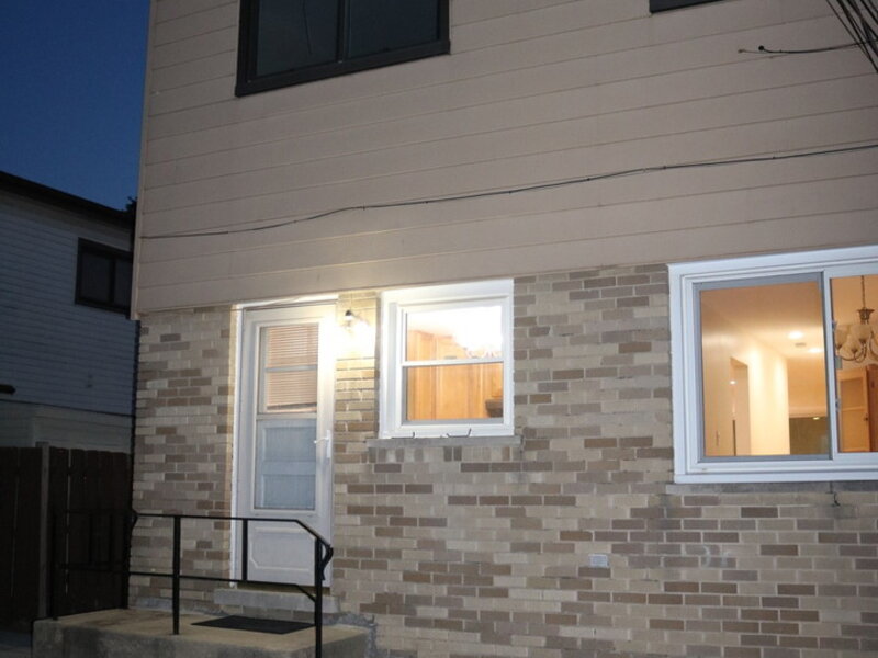 9259 Hamlin Avenue Des Plaines IL 60016