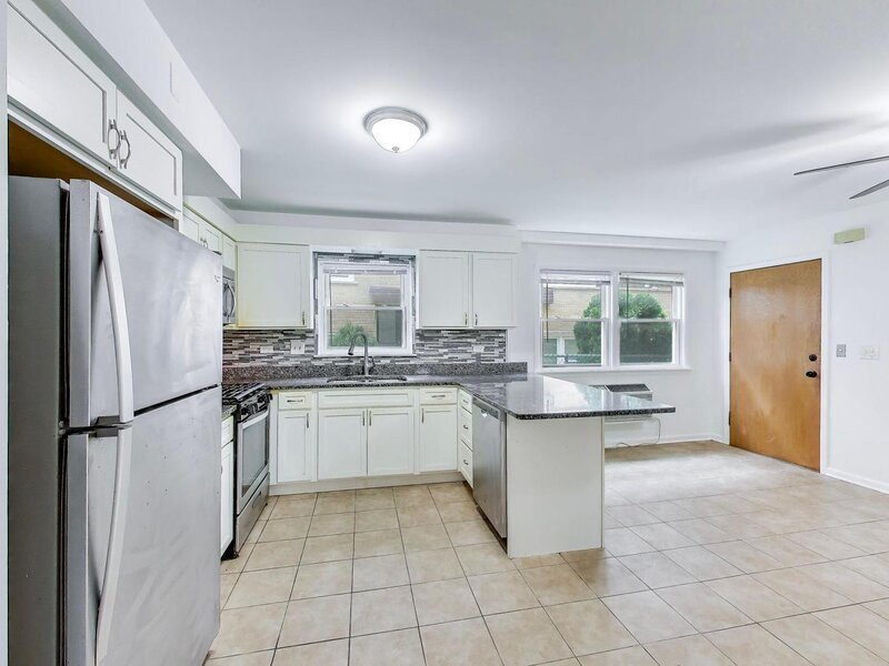 4243 N Kedvale Avenue Chicago IL 60641