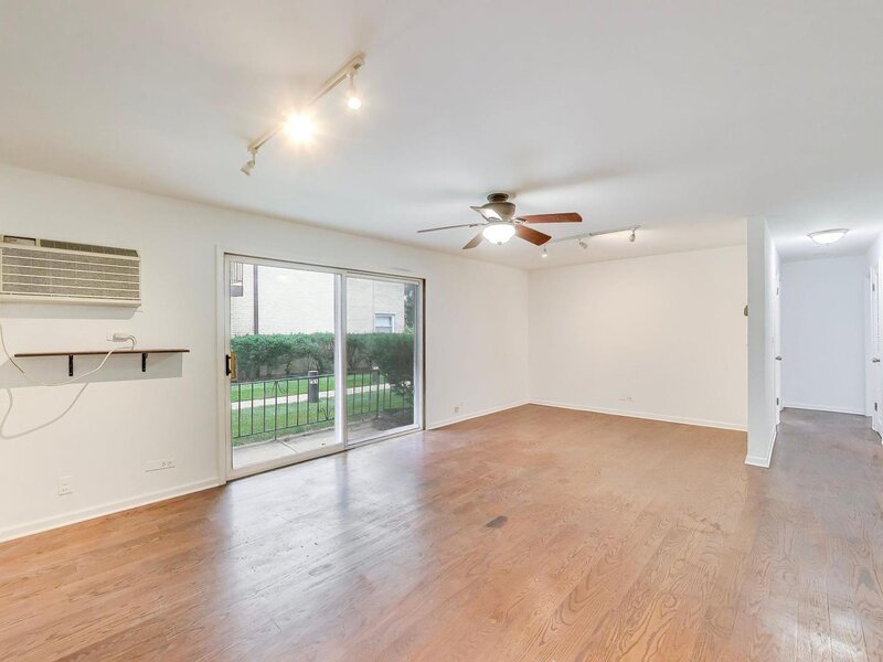 4243 N Kedvale Avenue Chicago IL 60641